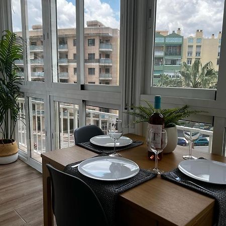 Lux Apartment By Namaste Elite ตอร์เรโมลิโนส ภายนอก รูปภาพ