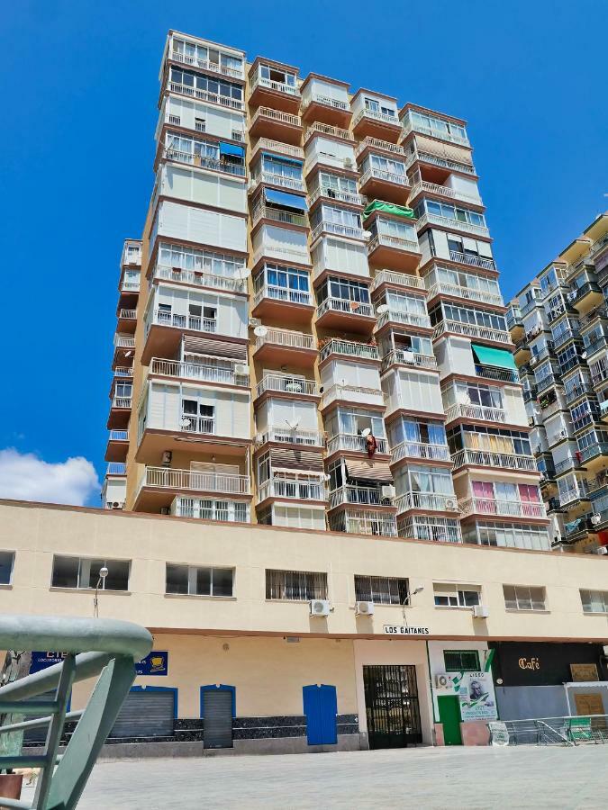 Lux Apartment By Namaste Elite ตอร์เรโมลิโนส ภายนอก รูปภาพ
